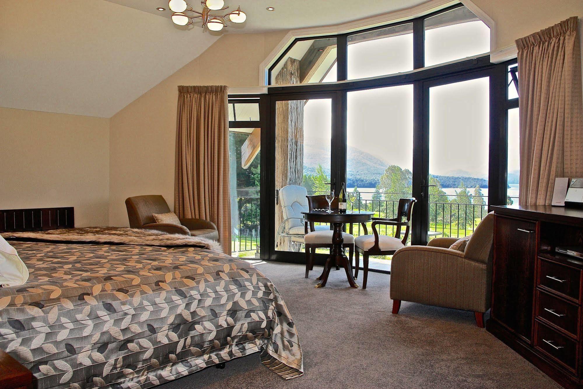 Dock Bay Lodge 테아나우 외부 사진