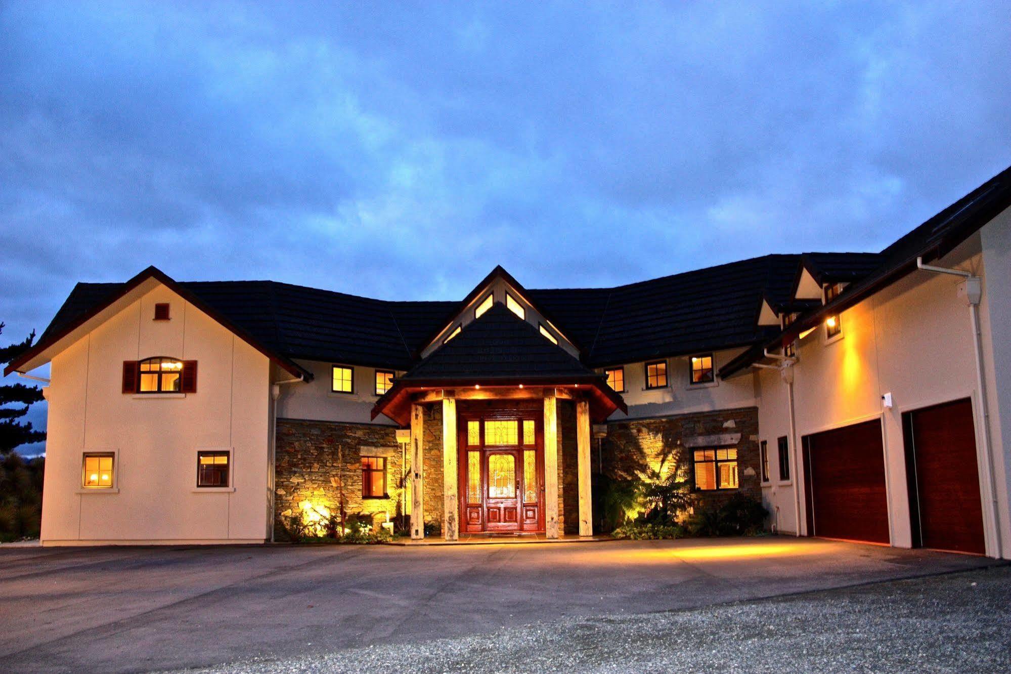 Dock Bay Lodge 테아나우 외부 사진